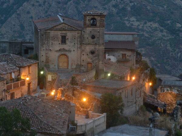 Tra formaggi artigianali e cultura grecanica